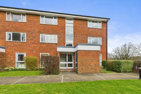 Bellfield, Pixton Way, Croydon 1 bed flat for sale