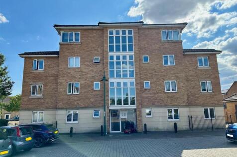 St. Katherines Mews, Peterborough PE7 2 bed flat for sale