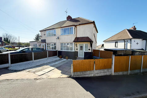 2 bedroom semi-detached house for sale