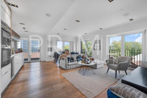 Keybridge House, 2 Exchange Gardens... 2 bed apartment for sale