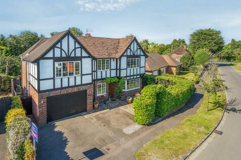 5 bedroom detached house for sale