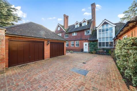Framewood Road, Stoke Poges, Slough 2 bed apartment for sale