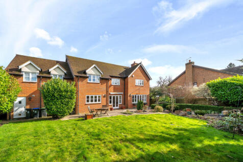 Norgrove Park, Gerrards Cross... 5 bed detached house for sale