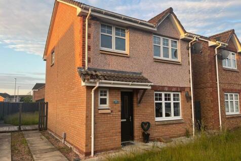 28 Petrie Way, Arbroath, DD11 4GS 3 bed detached house for sale