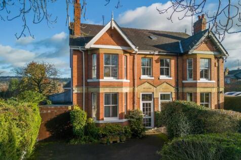 Brookway Road, Charlton Kings... 5 bed semi