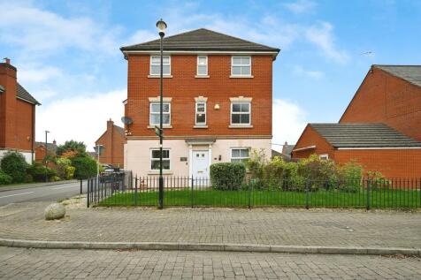 6 bedroom detached house for sale