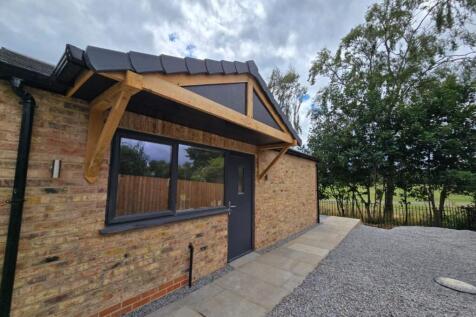 2 bedroom bungalow for sale