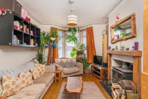 Dunkerry Road, Windmill Hill 4 bed terraced house for sale