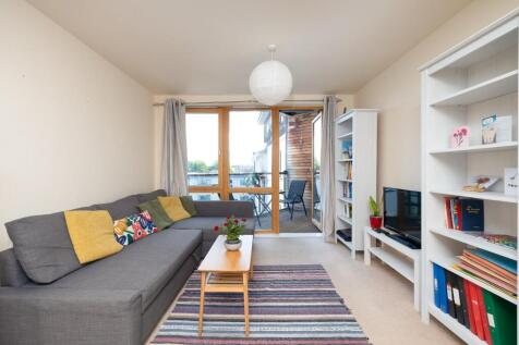 Ratcliffe Court, Old Market 2 bed flat for sale