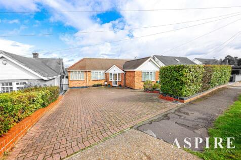 3 bedroom detached bungalow for sale