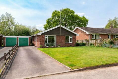 3 bedroom detached bungalow for sale