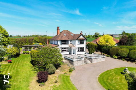 5 bedroom detached house for sale