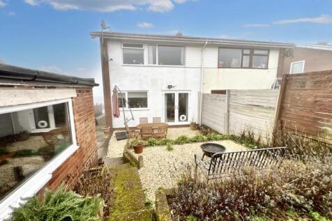 STYLISH 3 Bedroom, 7 Harrow Close... 3 bed semi