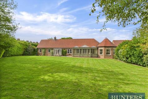 The Hedges, Church Green, Beverley... 4 bed detached bungalow for sale
