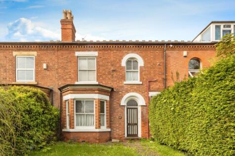 5 bedroom terraced house for sale
