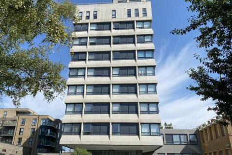 The Causeway, Worthing 1 bed flat for sale
