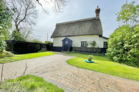 3 bedroom cottage for sale