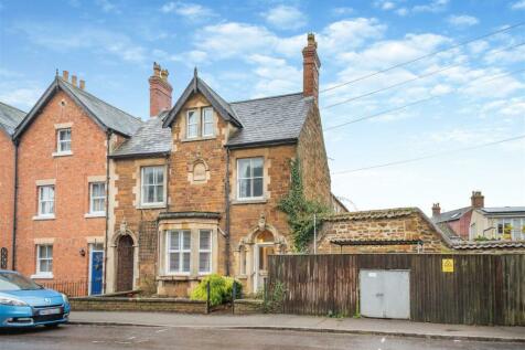 Stockerston Road, Uppingham, Rutland 6 bed character property for sale