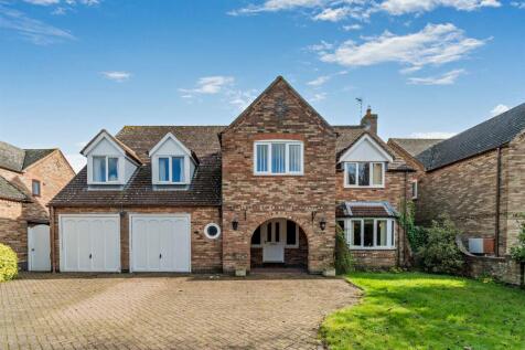 Hanbury Gardens, Braunston, Rutland 5 bed detached house for sale