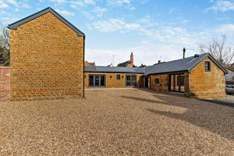 Broadgate, Great Easton, Market... 4 bed barn conversion for sale