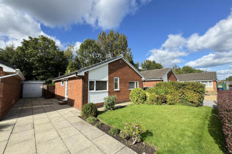 Hill Road South, Penwortham PR1 3 bed bungalow for sale