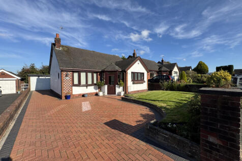 Pennine View, Kirkham PR4 3 bed bungalow for sale