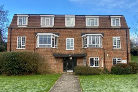Craigmount, Radlett 3 bed flat for sale