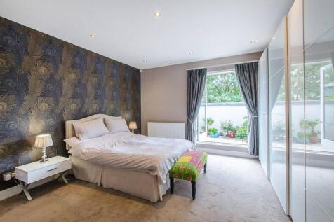Scrandrett Street, Wapping, London, E1W 2 bed penthouse for sale