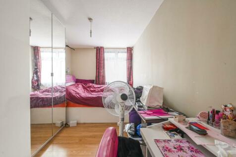 4 bedroom flat for sale