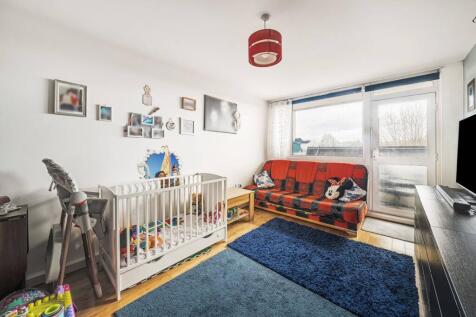 Phipps Bridge Road, Mitcham, CR4 1 bed flat for sale