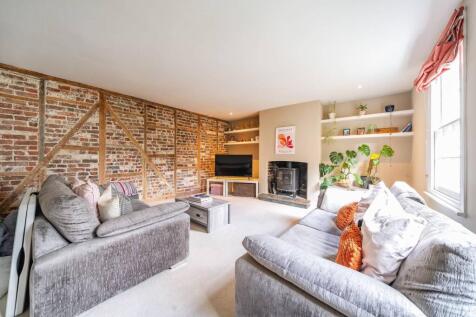 London Road, Mitcham, CR4 4 bed detached house for sale