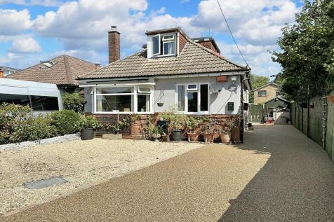 Ashdown Road, Fawley, SO45 3 bed chalet for sale