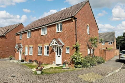 Harrier Green, Holbury, SO45 3 bed semi