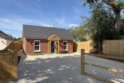 West Common, Langley, SO45 3 bed detached bungalow for sale