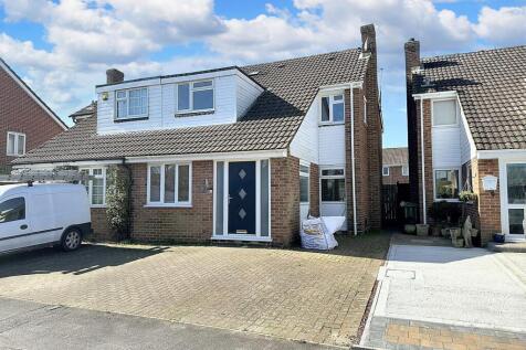 Oakley Close, Holbury, SO45 4 bed semi