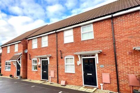 Poppy Road, Somerton 2 bed terraced house for sale