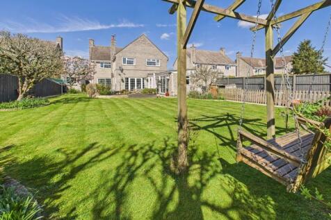 Behind Berry, Somerton 5 bed detached house for sale