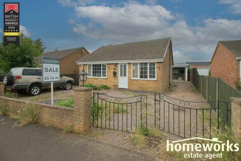 2 bedroom detached bungalow for sale