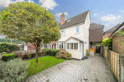 4 bedroom semi-detached house for sale