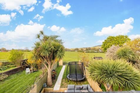 Trindles Road, Redhill RH1 4 bed terraced house for sale
