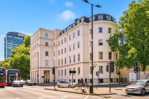 Salisbury House, 3 Drummond Gate... 2 bed apartment for sale