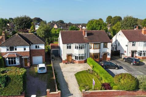 Birchin Lane, Nantwich, CW5 3 bed semi