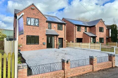 |Woodpecker View, Sandy Lane, Aston... 4 bed detached house for sale