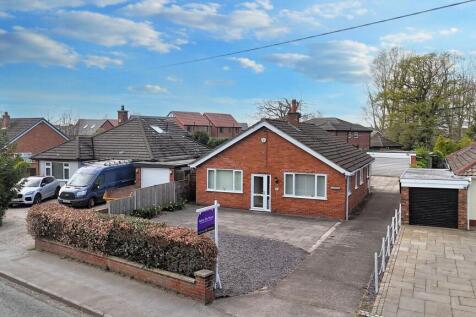 Stock Lane, Shavington, CW2 3 bed detached bungalow for sale