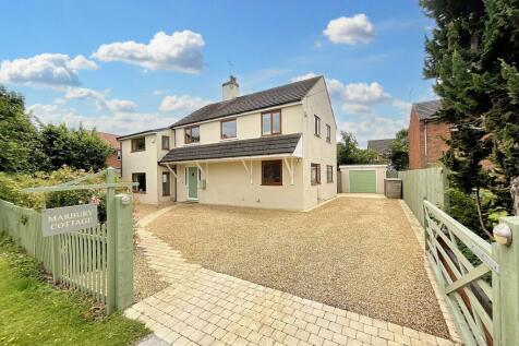 Wistaston Road, Willaston, CW5 5 bed detached house for sale