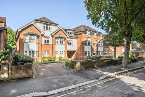 Albion Road, Sutton 2 bed apartment for sale