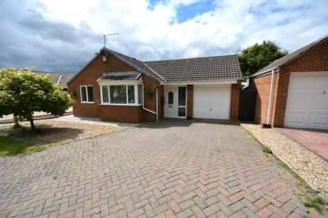 St. Oswalds Close, Bishop Auckland 3 bed detached bungalow for sale