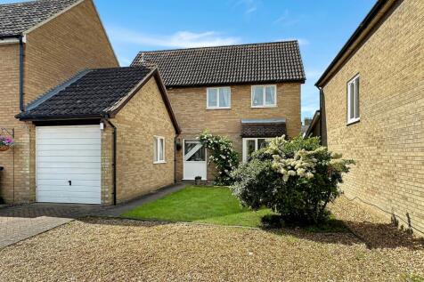 Scotts Crescent, Huntingdon PE28 4 bed detached house for sale
