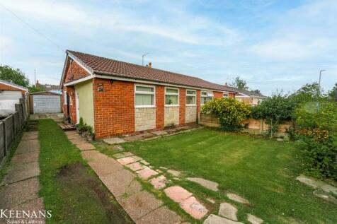 2 bedroom semi-detached bungalow for sale