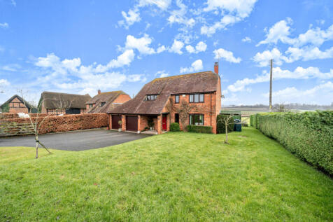 Forthampton, Gloucester, Gloucestershire 4 bed detached house for sale